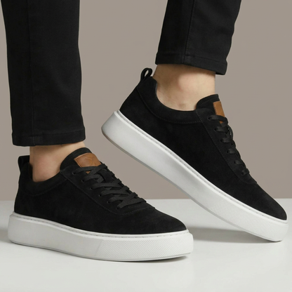 Sneakers Noir en Daim - Tres Confortable